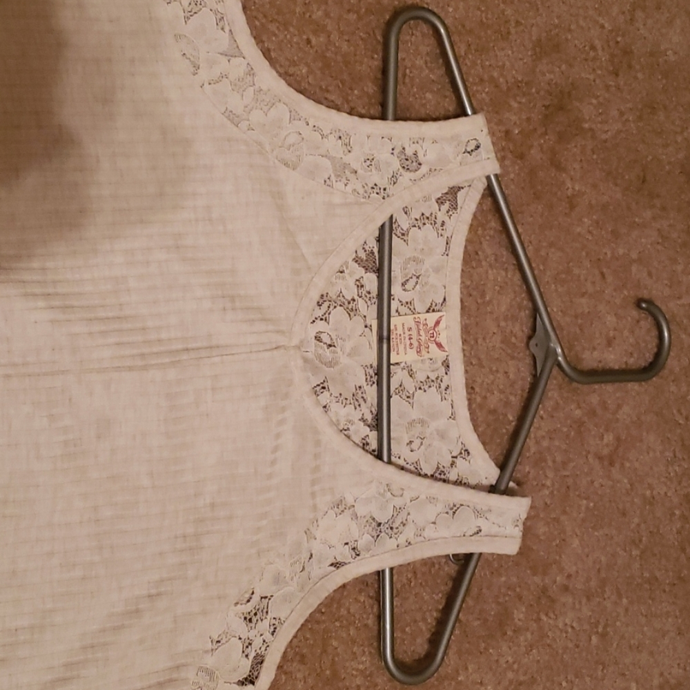 Shirt - Picture 2 of 4